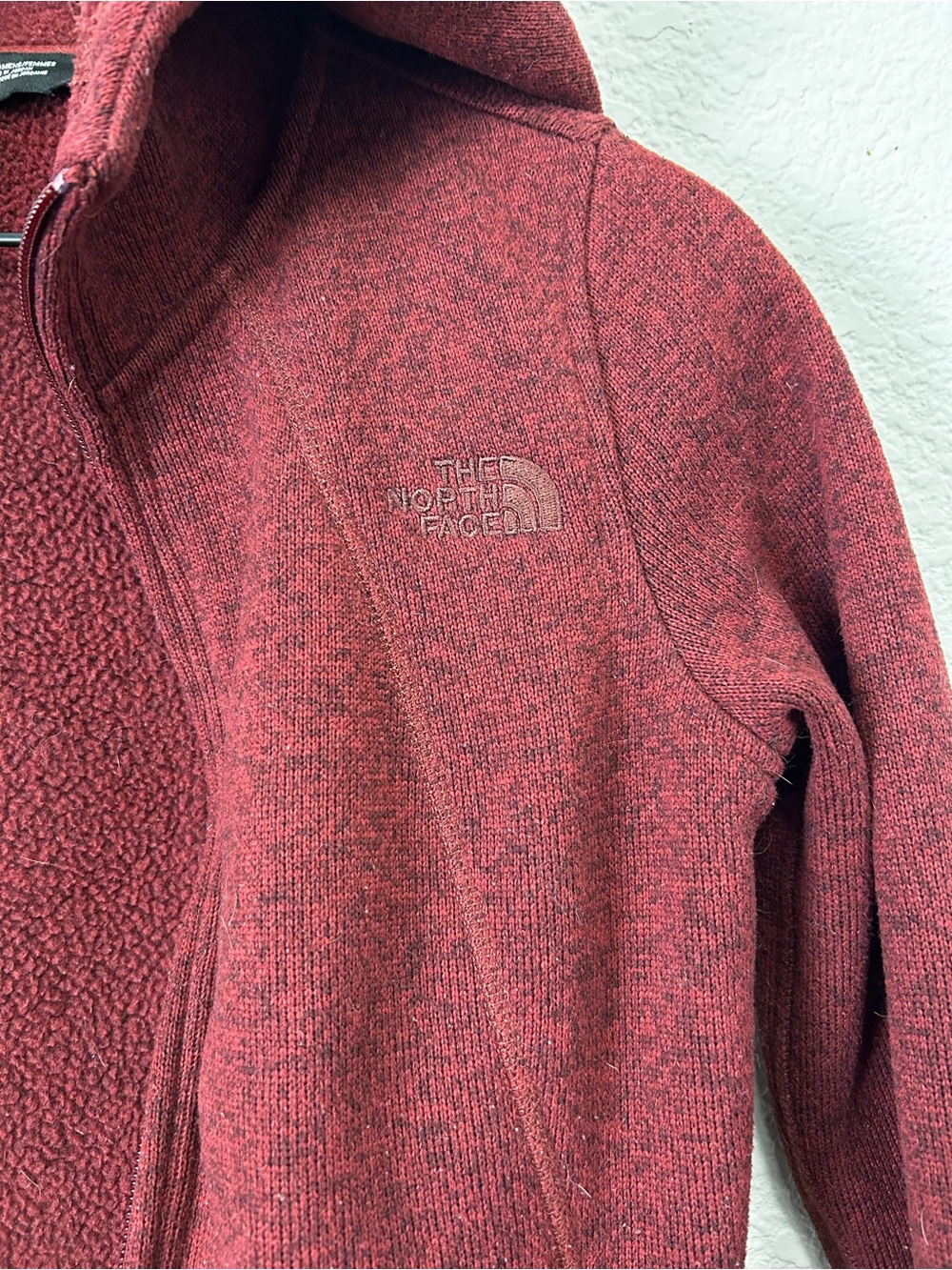 The North Face Crescent Full Zip Sweater Fleece Hoodie Jacket Burgundy Small - Picture 2 of 9